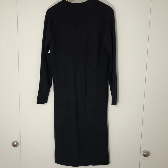 Forever 21 knee length navy blue sweater - Picture 2 of 3